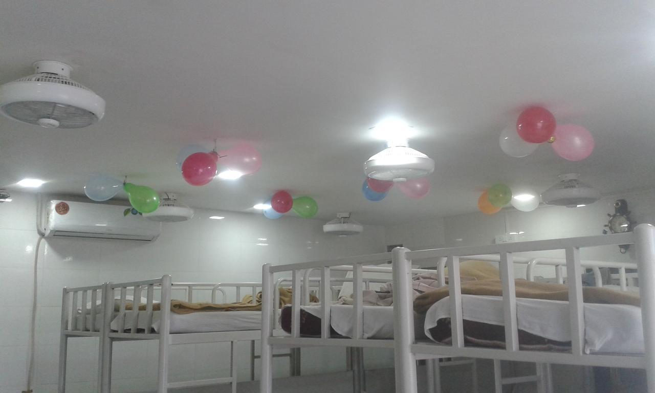 Star Dormitory Mumbai Exterior foto
