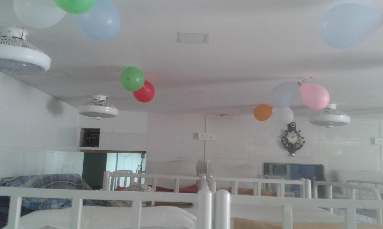 Star Dormitory Mumbai Exterior foto