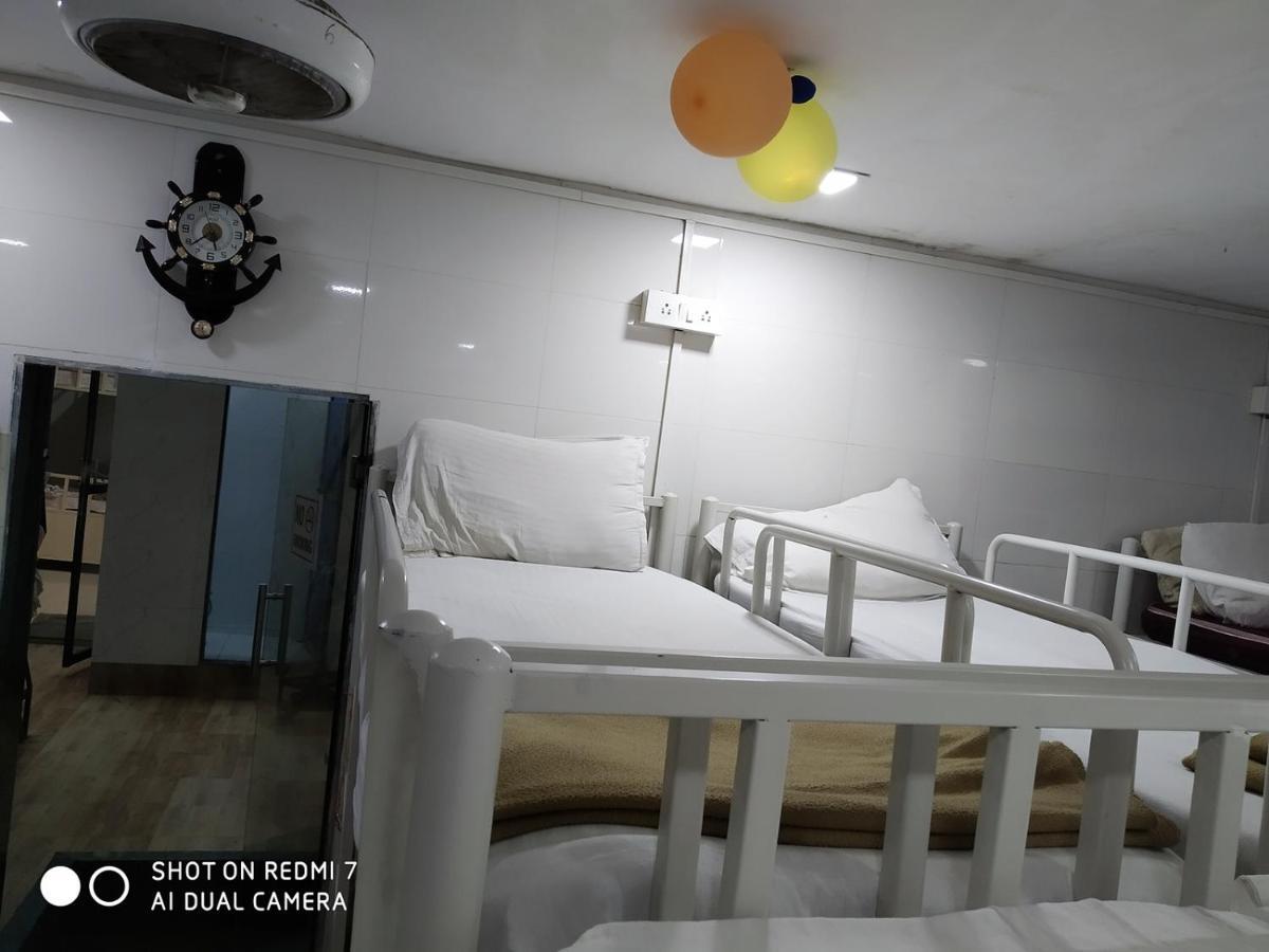 Star Dormitory Mumbai Exterior foto