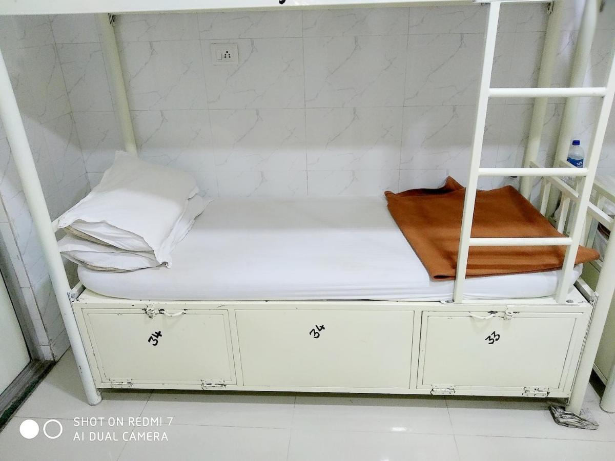 Star Dormitory Mumbai Exterior foto