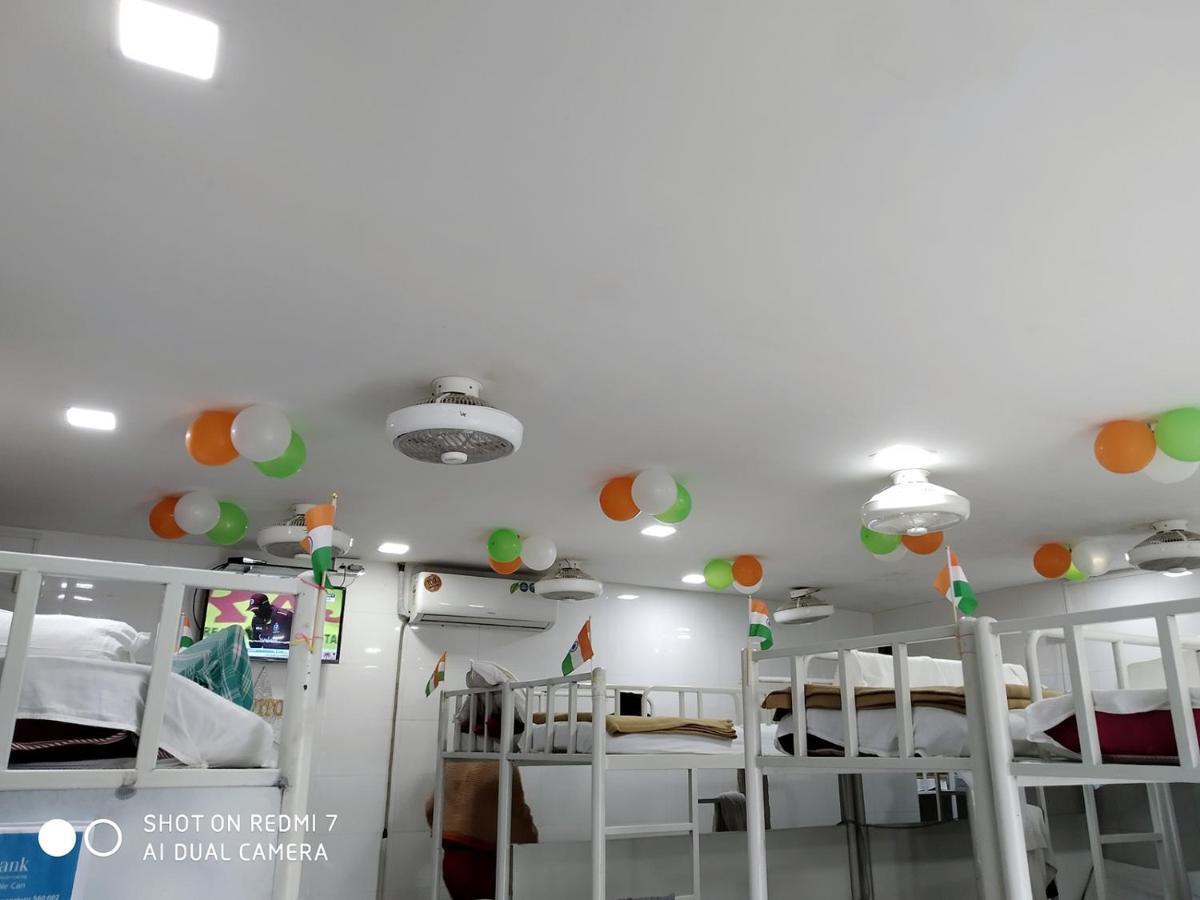 Star Dormitory Mumbai Exterior foto