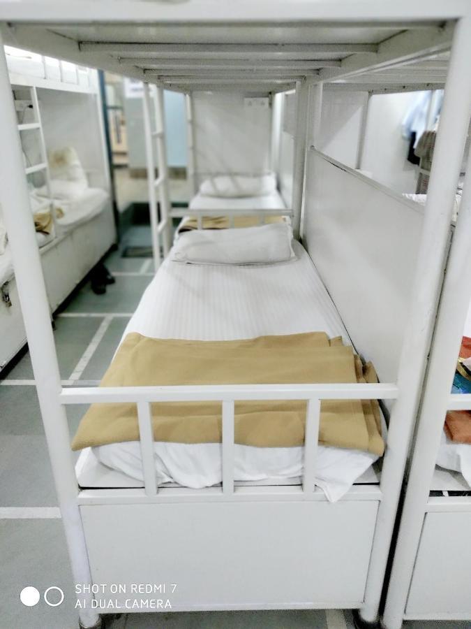 Star Dormitory Mumbai Exterior foto