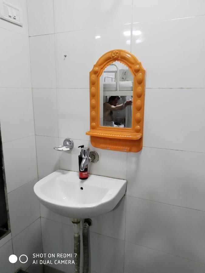 Star Dormitory Mumbai Exterior foto